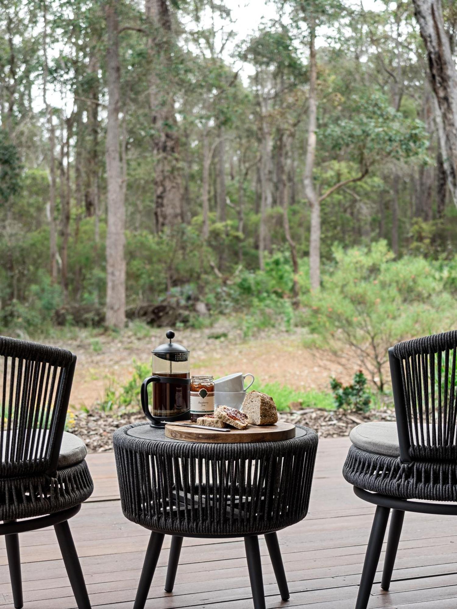 Rosa Glen Jarrah Grove Forest Retreat - Adults Only Luxury Chalet מראה חיצוני תמונה