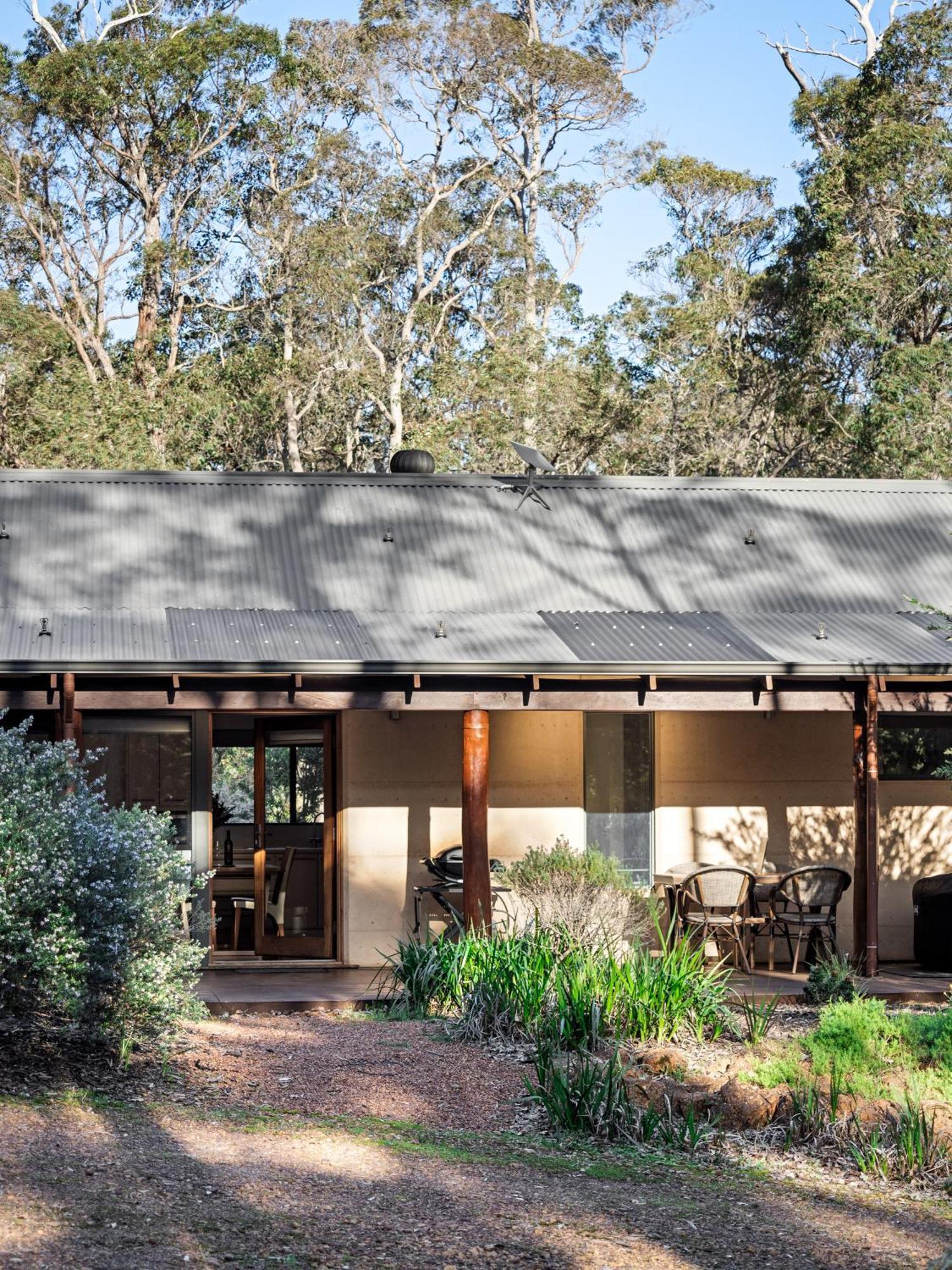 Rosa Glen Jarrah Grove Forest Retreat - Adults Only Luxury Chalet מראה חיצוני תמונה